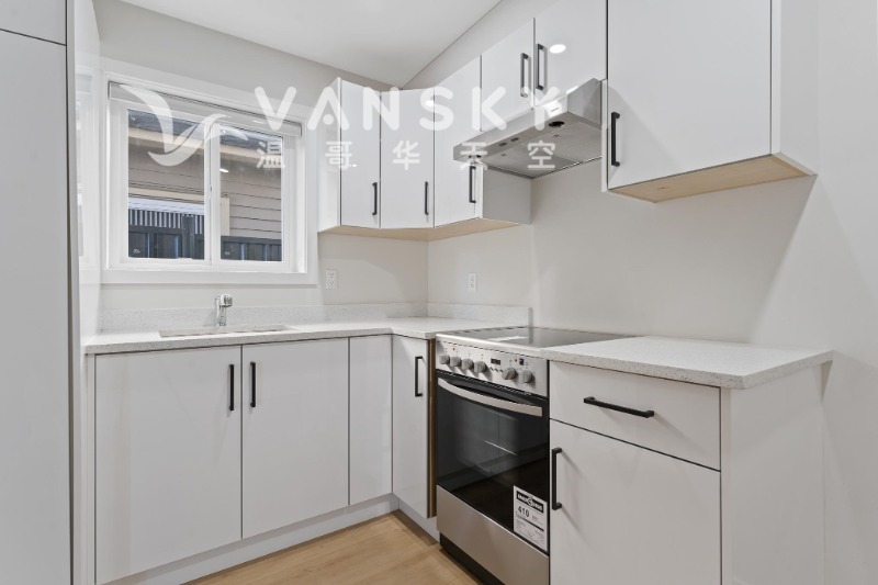 260222150206_6080 FIRST FLOOR KICHEN P1.jpg